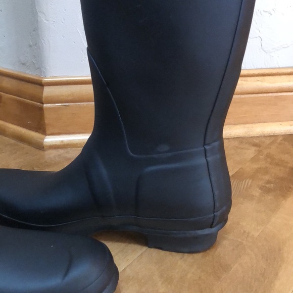 Hunter rain boots size 9 with original box and wrapping - Picture 12 of 12